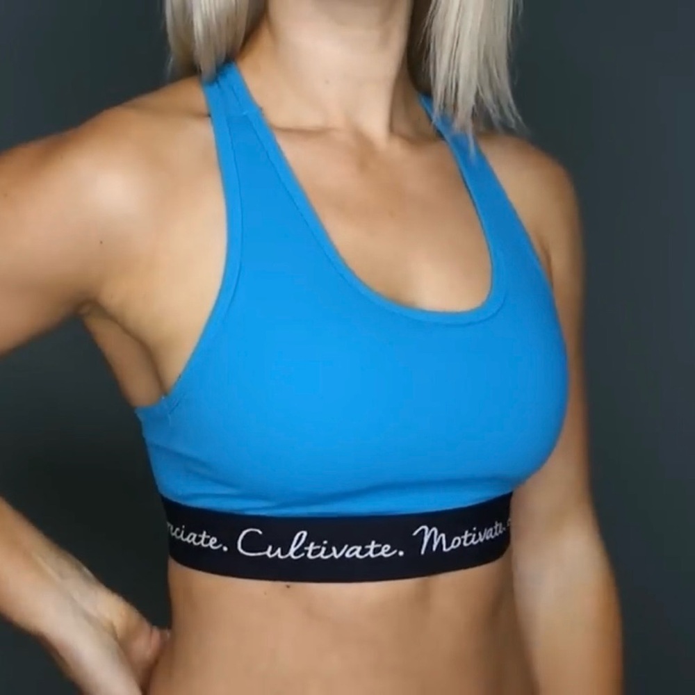 Buffbunny Clara Sports Bra Size Medium Blue Nubre Fabric Yoga Workout Loungewear